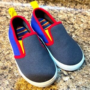 Kids slip on shoes